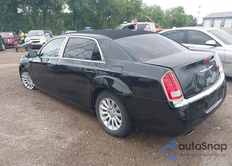 2013 Chrysler 300 Motown from USA, damaged, VIN 2C3CCAAG8DH635334